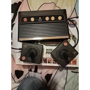 Atari Flashback 9 Deluxe Console with 110 Built-In Games Complete In Box